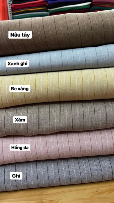 Không gian trưng bày đa sắc màu tại Phượng Quỳnh