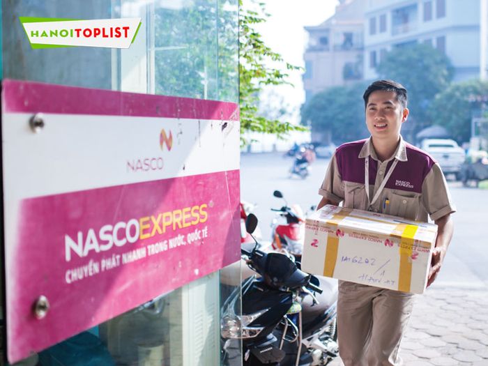 nasco-express-dich-vu-chuyen-hang-di-ha-noi-gia-re-hang-dau-Tripi