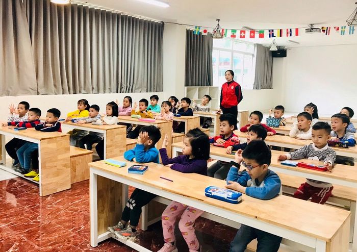 Khuôn viên xanh mát của Trường Đa Trí Tuệ MIS
