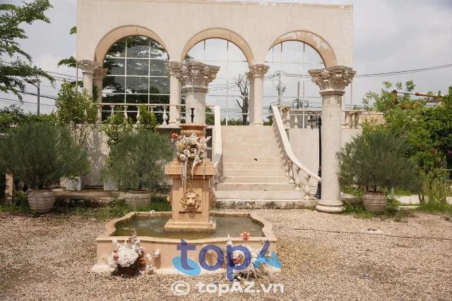 Rustic - Phim trường nghệ thuật đậm chất châu Âu tại TP.HCM