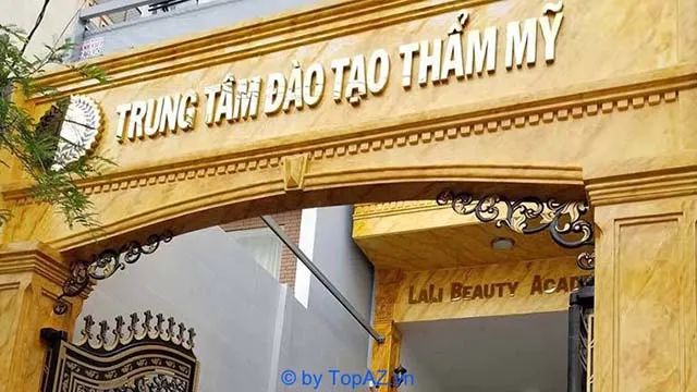 Top địa chỉ đào tạo trang điểm chuyên nghiệp uy tín tại TP.HCM