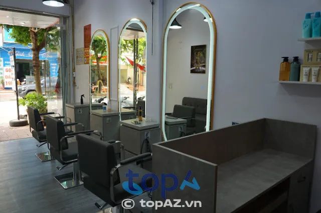 Hòa Đinh Hair Salon - Điểm hẹn của những mái tóc nghệ thuật