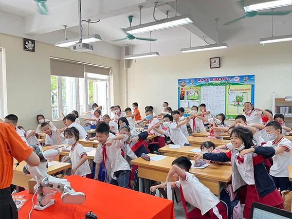 Hoạt động học tập sôi nổi tại Trường Tiểu học Phú Đô