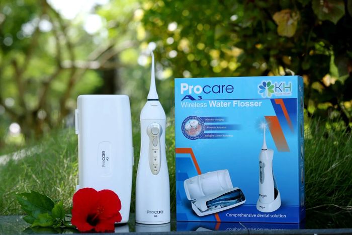 Hình ảnh thực tế máy tăm nước Procare đời mới