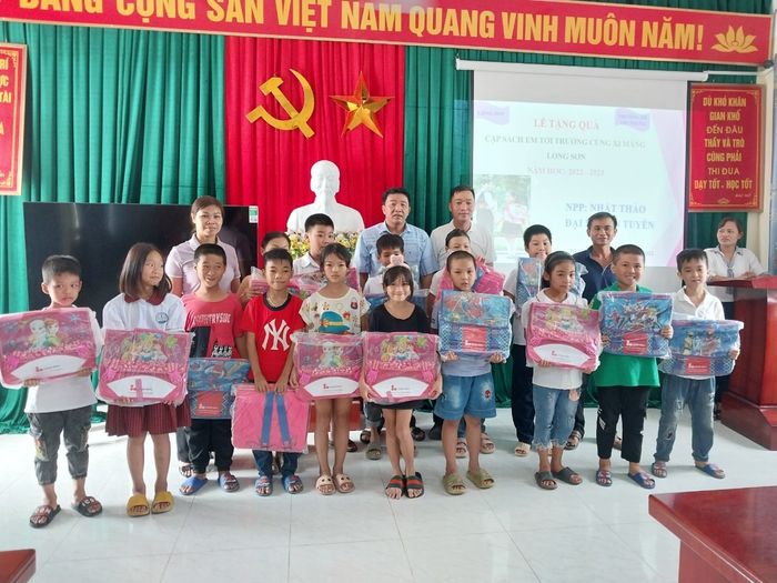 Hình ảnh Trường Tiểu học Tri Trung - Giờ học sáng tạo đầy hứng khởi
