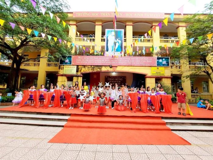 Hình ảnh Trường Tiểu học Nông Nghiệp – Khuôn viên rợp bóng cây xanh, thân thiện với học sinh