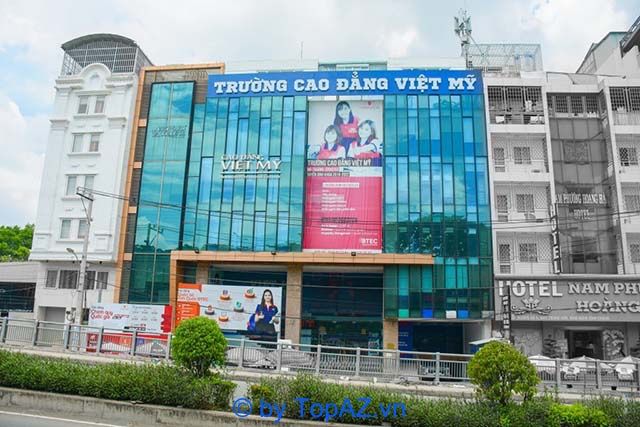 Khóa học thiết kế web tại TPHCM - Lộ trình bài bản từ cơ bản đến chuyên sâu