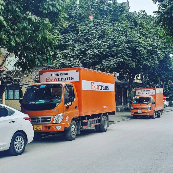 Hình ảnh đội xe vận chuyển Ecotrans