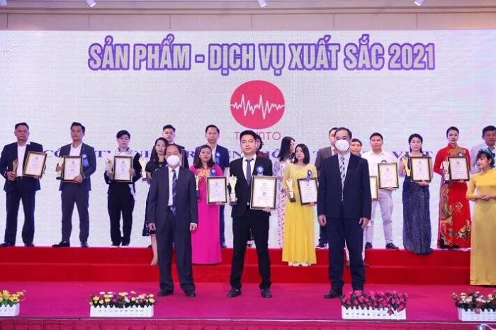 Hình ảnh đội ngũ chuyên gia Tomato Media