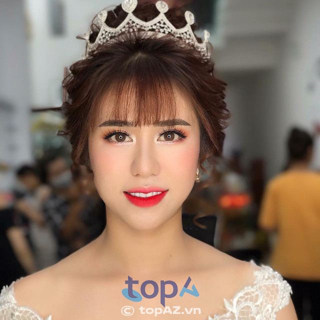 Trúc Nhi Makeup - Tinh hoa nghệ thuật trang điểm