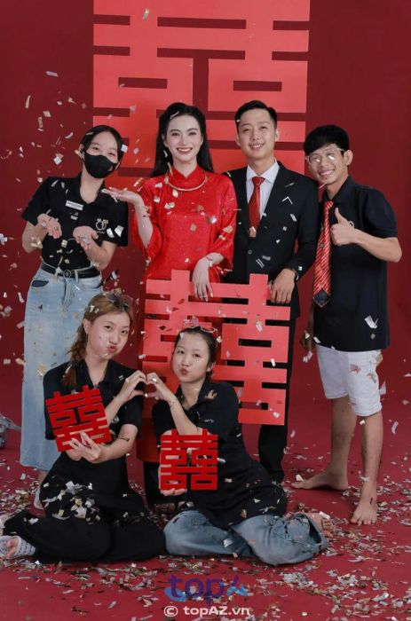 Nguyễn Hoàng Wedding – Nơi biến ngày cưới của bạn trở thành những kỷ niệm ngọt ngào.
