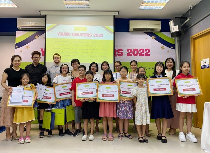 Trung Tâm Summit Education Services - Hình ảnh không gian học tập truyền cảm hứng