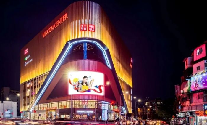 Vincom Center Phạm Ngọc Thạch - Kiến trúc hiện đại giữa lòng Hà Nội
