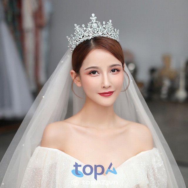 địa chỉ trang điểm cô dâu uy tín Chợ Mới