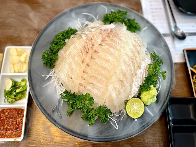 Không gian sang trọng tại Badamart