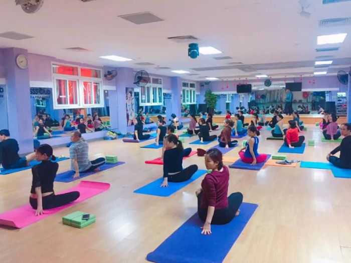 Không gian tập luyện hiện đại tại SSS Fitness & Yoga Center (Ảnh 1)
