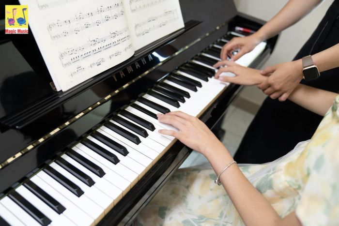 Hình ảnh lớp học đàn piano tại Magic Music School Việt Nam