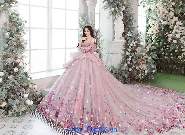 Địa chỉ thuê váy cưới tôn dáng tại TP.HCM