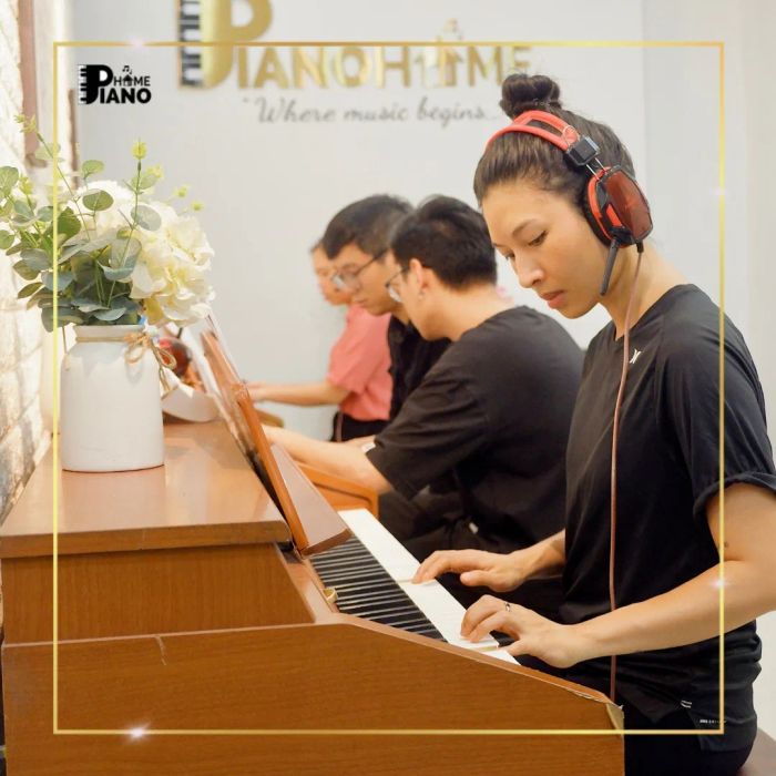 Không gian học tập ấm áp tại Piano Home
