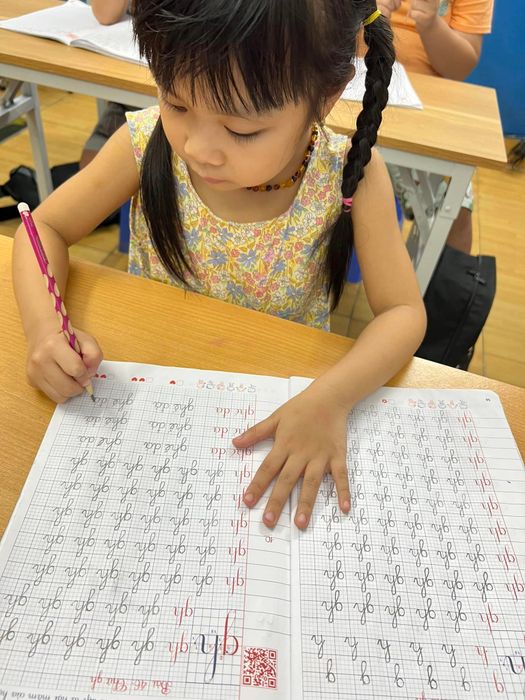 Không gian học tập tại Luyện Chữ Đẹp Thu Hường - Hình ảnh 2