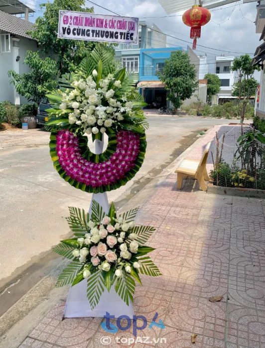Dịch vụ đặt vòng hoa tang lễ chất lượng tại Quận Bình Tân