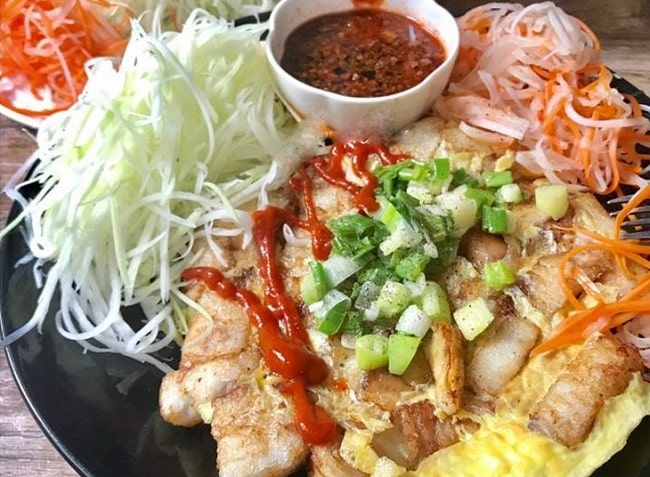 Những quán bột chiên ngon nức tiếng Sài thành
