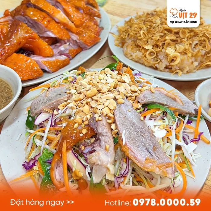 Hình ảnh món vịt quay vàng ươm hấp dẫn tại Vịt 29