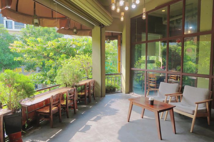 Góc sống ảo đầy nghệ thuật tại Nghiền Cafe GreenHouse