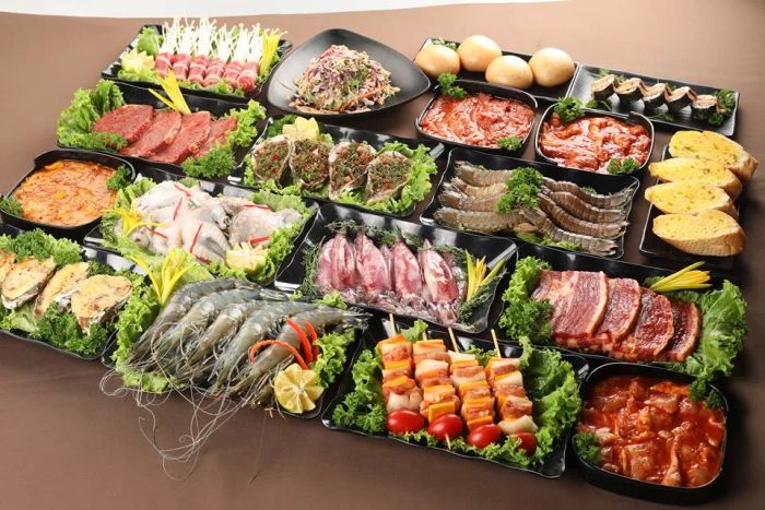 Không gian ấm cúng tại Lẩu Nướng Nhất Nhất - Ảnh 1