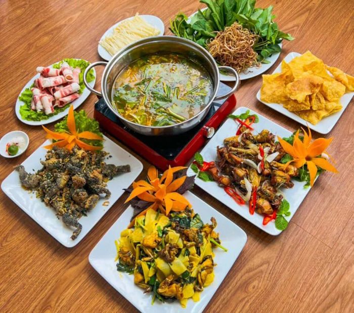 Không gian ấm cúng tại Lẩu Gật Gù - Ảnh 1
