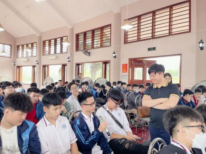 Hình ảnh thứ 2 của Trường Cao đẳng Công thương Hà Nội