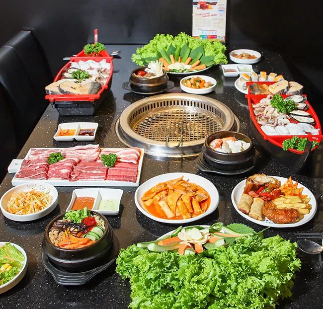 King BBQ - Hình ảnh 1: Không gian ẩm thực Hàn Quốc sang trọng