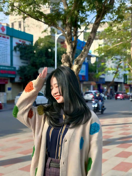 VĂN SÁU Hair Salon - Hình ảnh 1