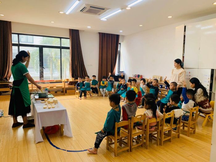 Hình ảnh lớp học Montessori tiêu chuẩn tại AMSS