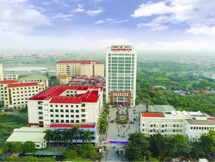 Hình ảnh khuôn viên Đại học Công nghiệp Hà Nội