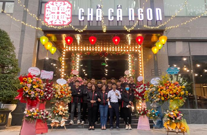 Không gian ấm cúng tại Chả Cá Ngon