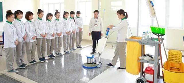 Vệ sinh Thịnh Phát - Địa chỉ tin cậy cung cấp dịch vụ tạp vụ văn phòng chất lượng tại TP.HCM