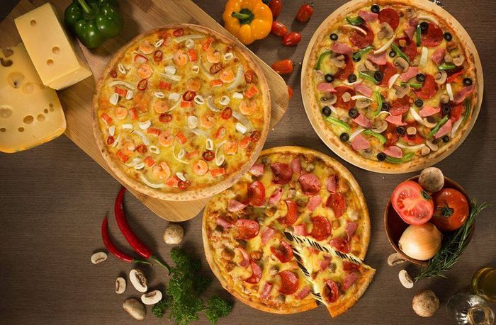 Hình ảnh Pizza Express Vietnam - Những chiếc pizza vàng ươm hấp dẫn