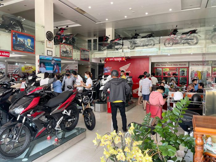 Hình ảnh dịch vụ chuyên nghiệp tại Honda Hương Giang