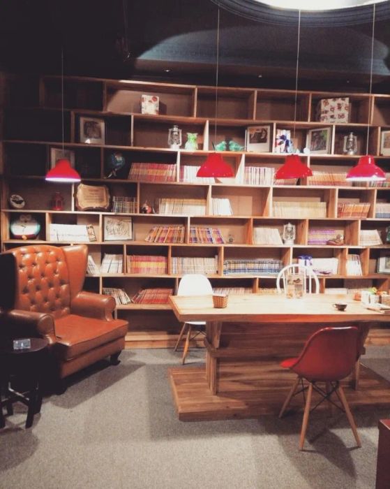 Hình ảnh không gian thơ mộng tại Hoa 10 Giờ Floral and Book Cafe