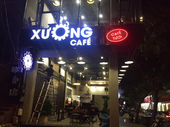 Góc Phố Cổ Đầy Chất Thơ Tại Xưởng Cafe