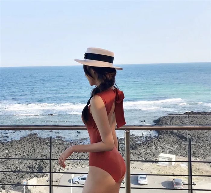 Bikini Phương Anh - Hình ảnh 1