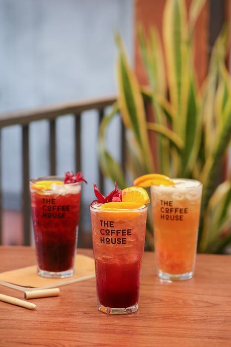 Góc Sống Ảo Đầy Nghệ Thuật Tại The Coffee House