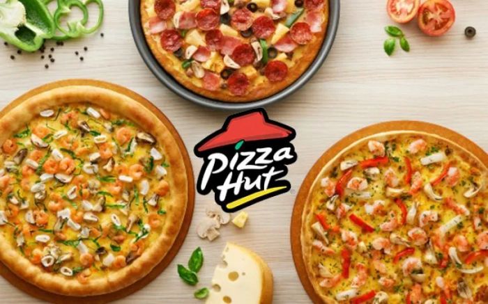 Những chiếc pizza vàng ươm hấp dẫn tại Pizza Hut