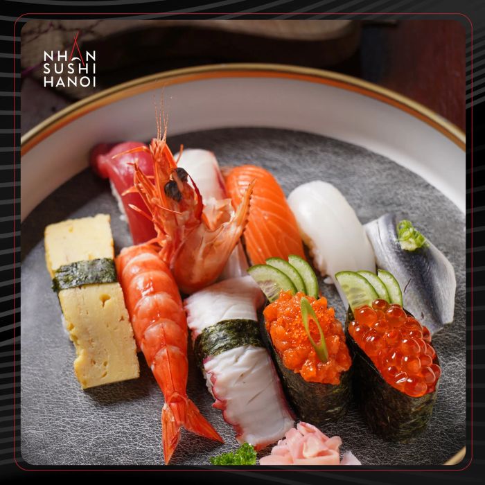Không gian ấm cúng tại Nhân Sushi Hà Nội