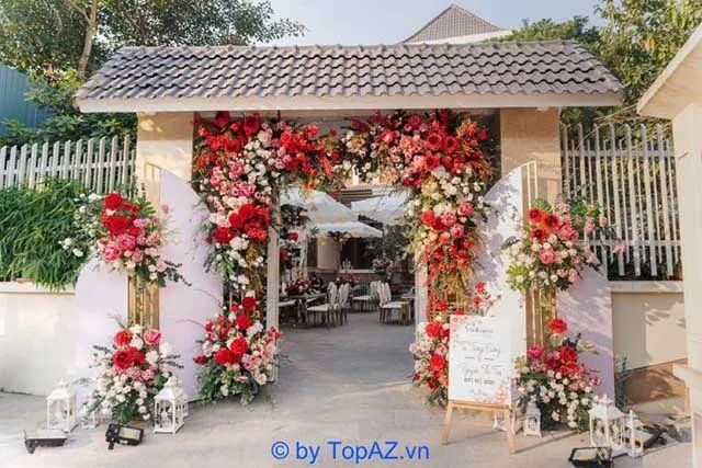 dịch vụ trang trí tiệc cưới chuyên nghiệp tại Hà Nội với mức giá hợp lý