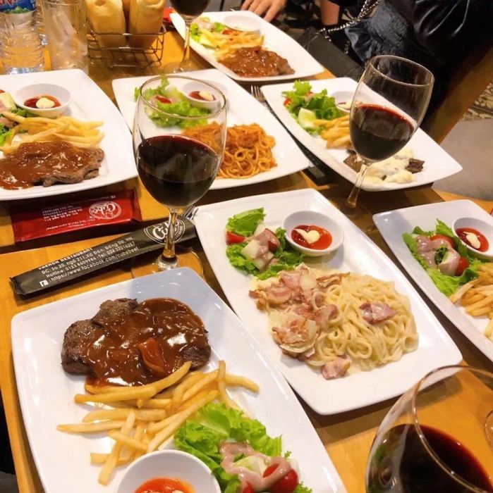 Cube Beefsteak and Drinks - Hương vị phong phú, đẳng cấp