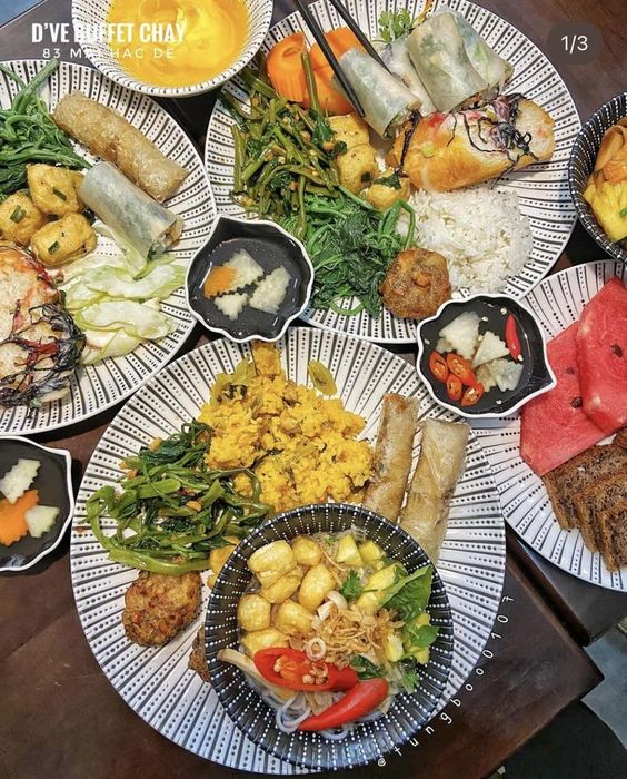 Không gian ẩm thực thanh tịnh tại D've Buffet Chay