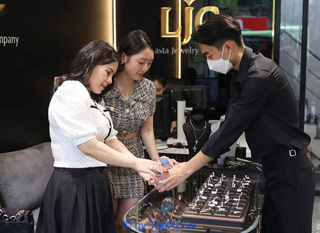 Địa chỉ vàng cho những ai tìm kiếm trang sức kim cương chất lượng với mức giá hợp lý tại TP.HCM
