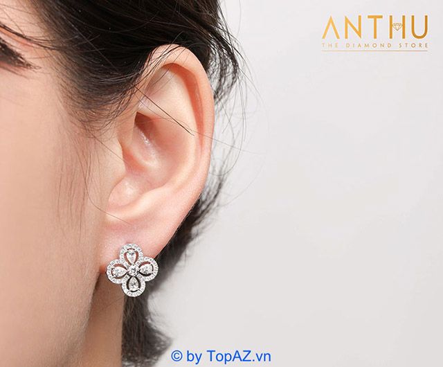 Bông tai kim cương - Tác phẩm nghệ thuật tôn vinh vẻ đẹp quý phái